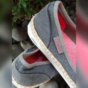 Columbia Bettie Vulc N Vent 10 Gray Slip On Shoes